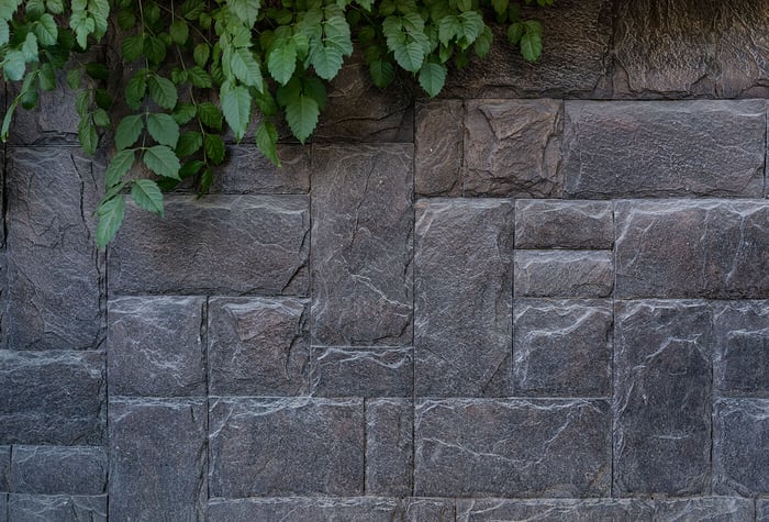 Grey Slate: Its History, Benefits, Origin & Applications